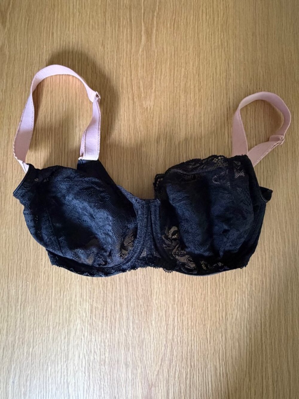 Lot of four 30G black bras - Picture 4 of 9